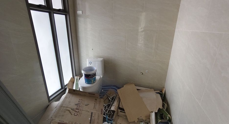 Casa adosada en venta de 2 habitaciones en Suan Luang, Bangkok