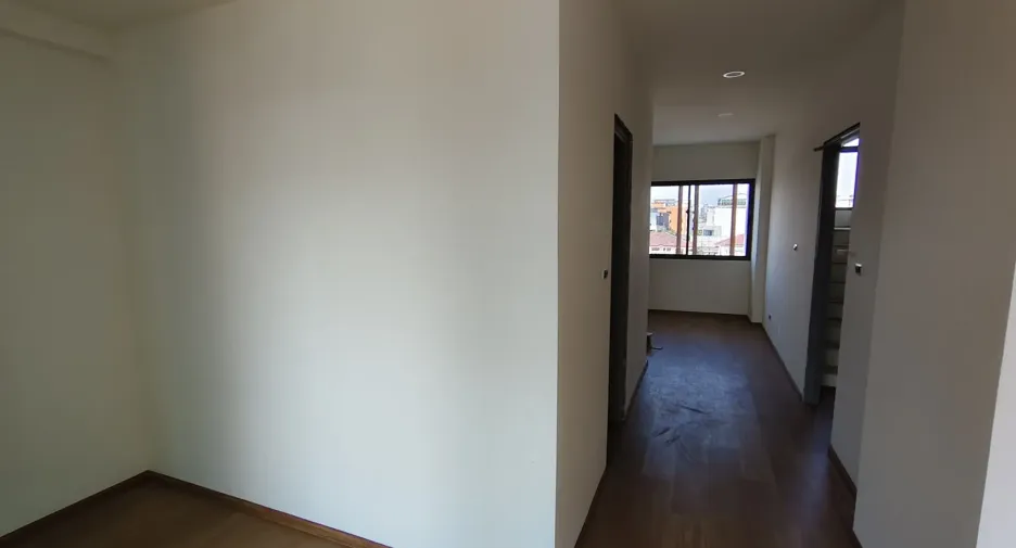 Casa adosada en venta de 2 habitaciones en Suan Luang, Bangkok