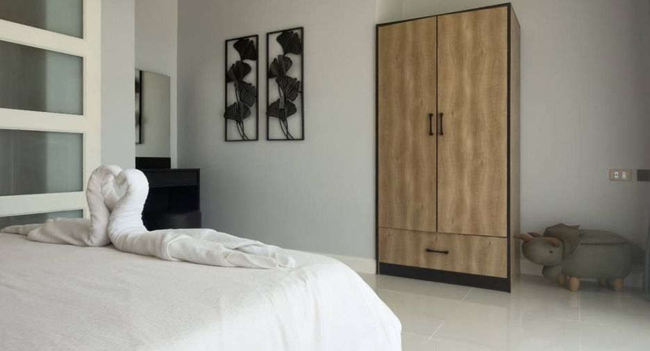 For rent 4 bedrooms house in Mueang Phuket, Phuket