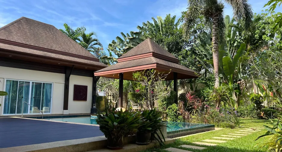Villa zum Kauf und zur Miete mit 3 Zimmer in Mueang Phuket, Phuket