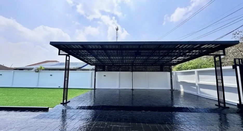 For sale and for rent 3 bedrooms villa in Bang Lamung, Chonburi