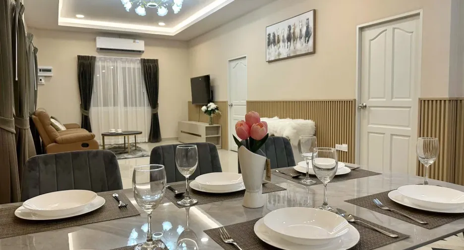 For sale and for rent 3 bedrooms villa in Bang Lamung, Chonburi