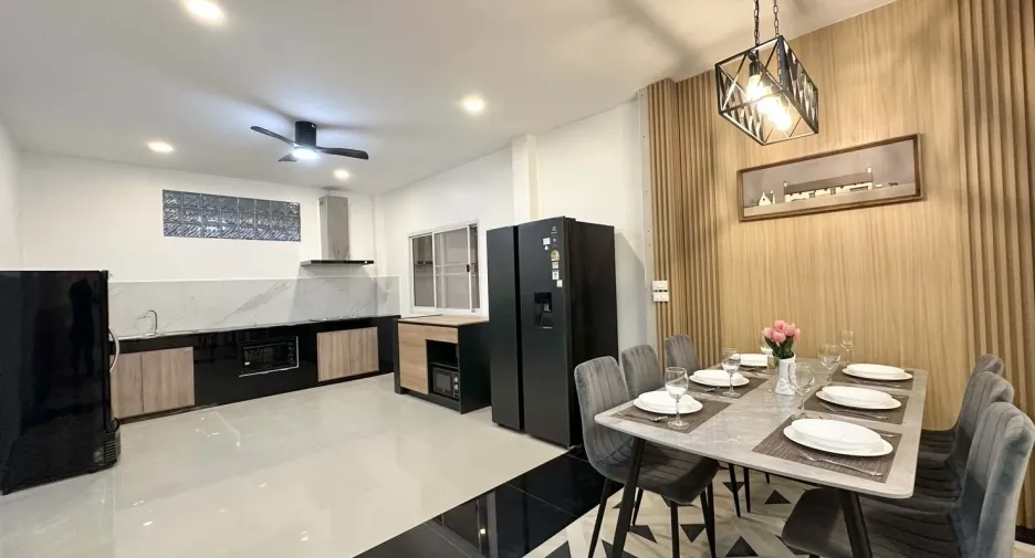 For sale and for rent 3 bedrooms villa in Bang Lamung, Chonburi