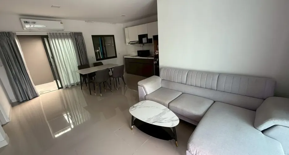 For rent 3 bedrooms townhouse in Bang Phli, Samut Prakan