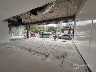 Gewerbefläche zur Miete in Bang Rak, Bangkok