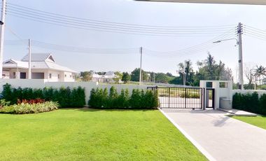 For sale 3 bedrooms house in Hua Hin, Prachuap Khiri Khan