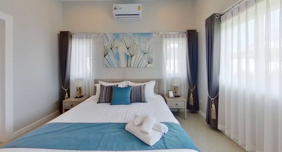 For sale 3 bedrooms house in Hua Hin, Prachuap Khiri Khan