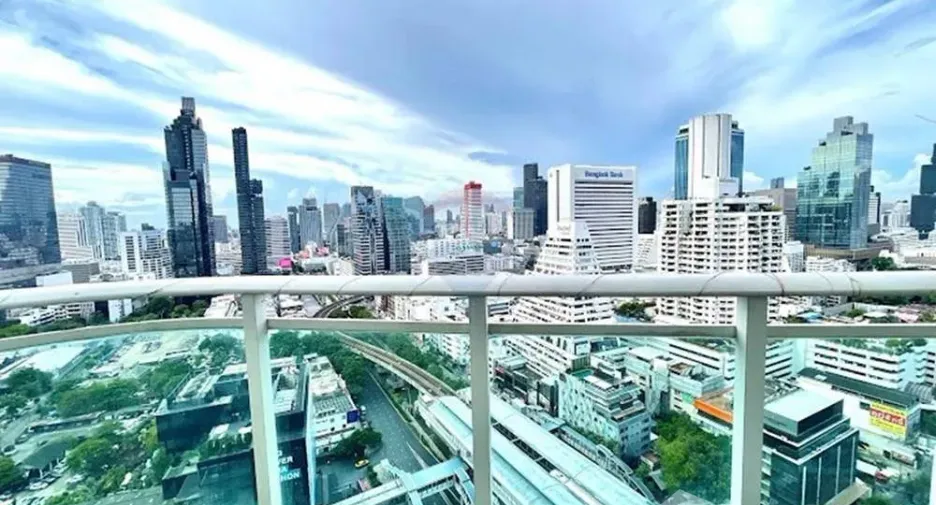For sale and for rent 2 bedrooms condo in Sathon, Bangkok