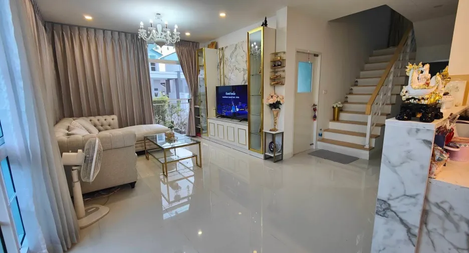 À louer 3 chambres maison à Bang Phli, Samut Prakan