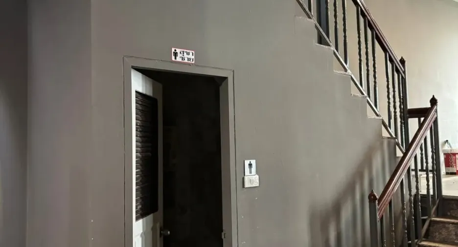 For rent 6 ベッドルーム townhouse in Watthana, Bangkok