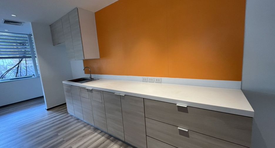 For rent office in Sathon, Bangkok