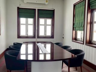 出租 5 卧室 商业空间 在 沙吞, 曼谷