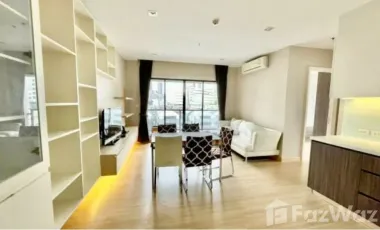 Condo en alquiler de 1 habitaciones en Khlong San, Bangkok