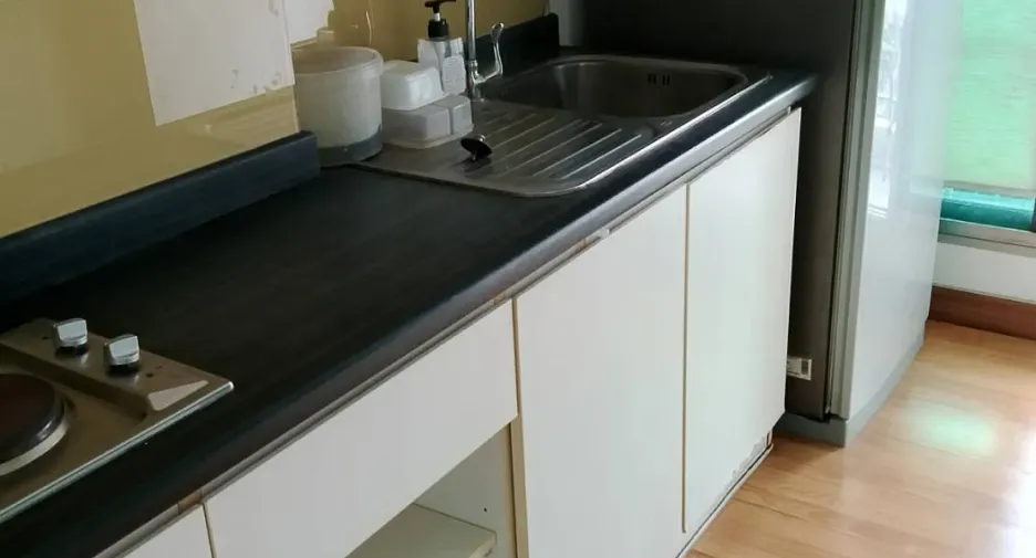 For sale 1 bed condo in Khlong Toei, Bangkok