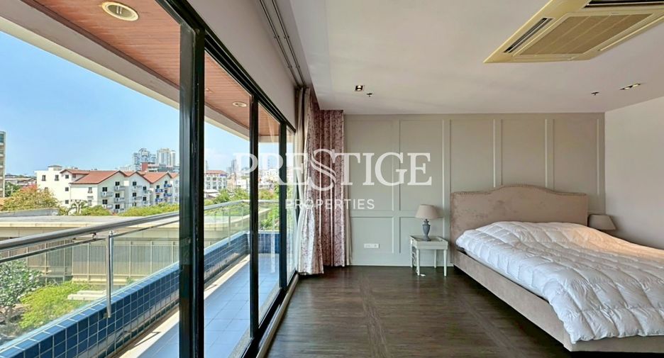 For sale 3 bedrooms condo in Bang Lamung, Chonburi