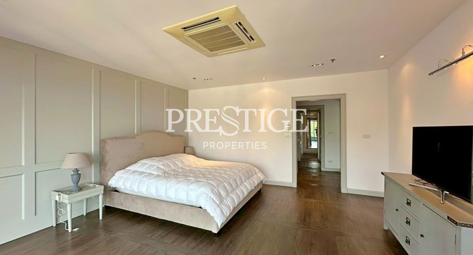 For sale 3 bedrooms condo in Bang Lamung, Chonburi