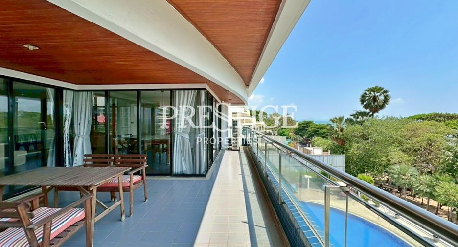 For sale 3 bedrooms condo in Bang Lamung, Chonburi