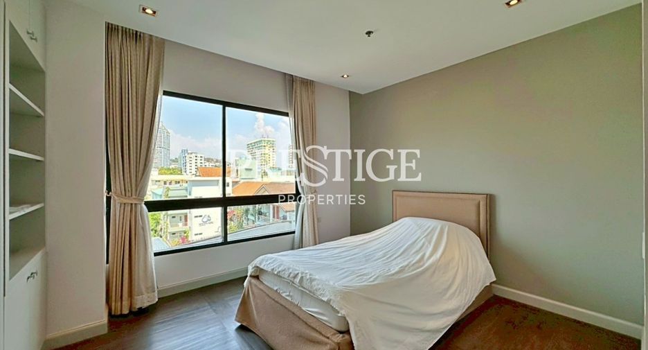 For sale 3 bedrooms condo in Bang Lamung, Chonburi