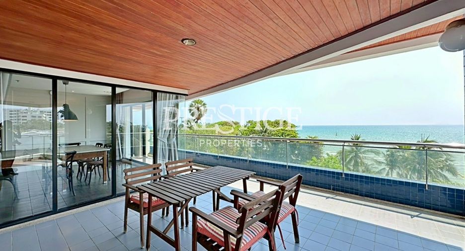 For sale 3 bedrooms condo in Bang Lamung, Chonburi