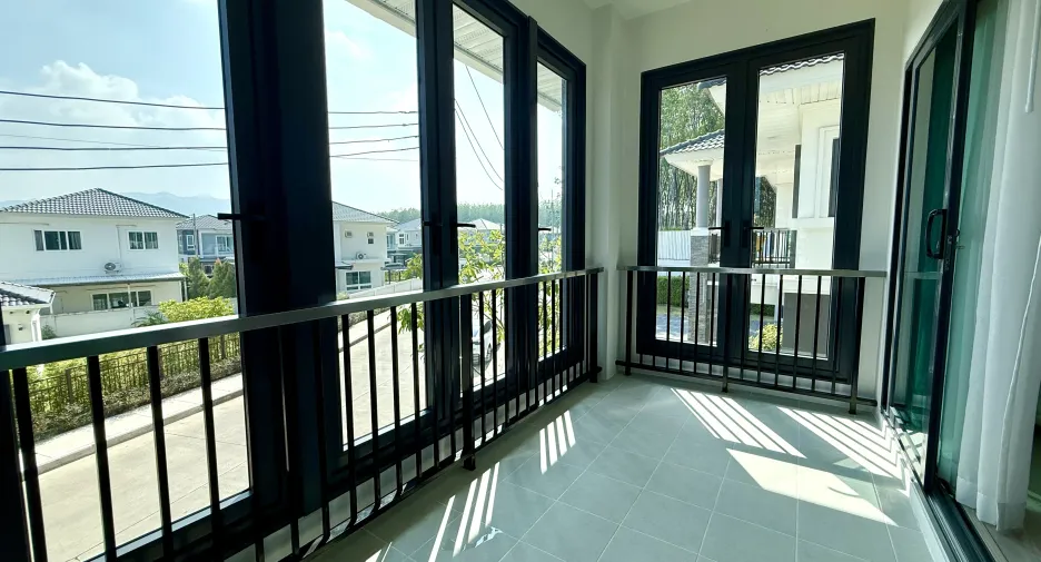For sale 4 bedrooms house in Thalang, Phuket