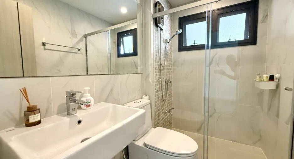 For sale 4 bedrooms house in Thalang, Phuket