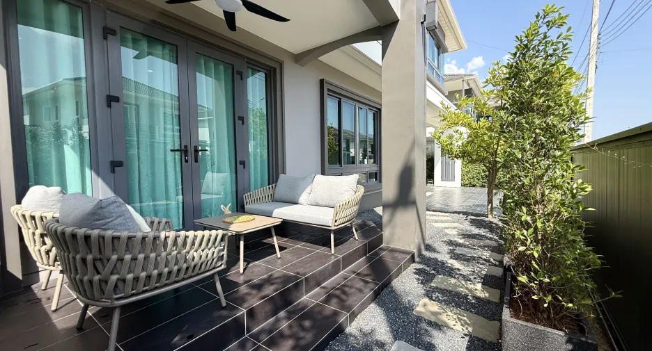 For sale 4 bedrooms house in Thalang, Phuket