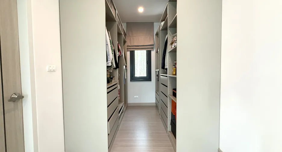 For sale 4 bedrooms house in Thalang, Phuket