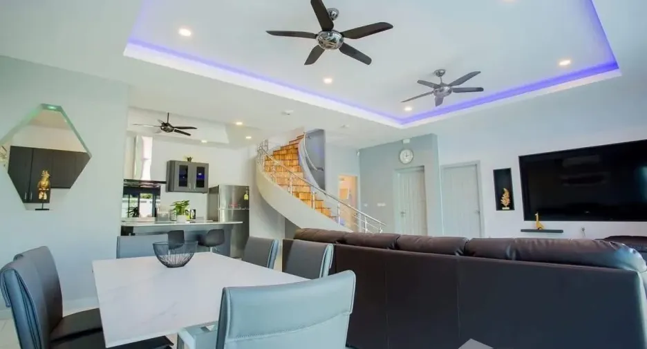 Villa zur Miete mit 4 Zimmer in Mueang Phuket, Phuket