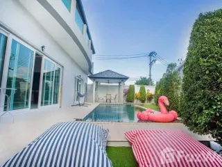 For rent 4 bedrooms villa in Mueang Phuket, Phuket