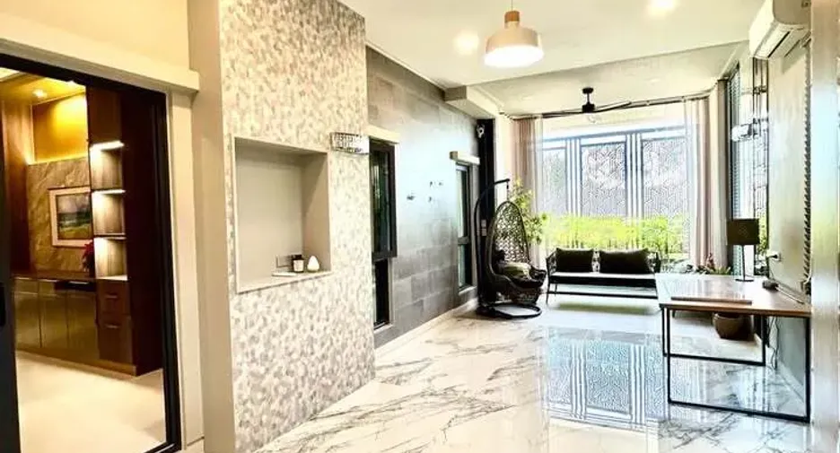 For sale 5 bedrooms house in Bang Phli, Samut Prakan