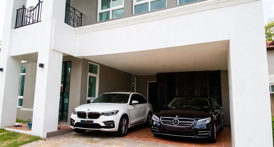 For rent 3 bedrooms house in Don Mueang, Bangkok