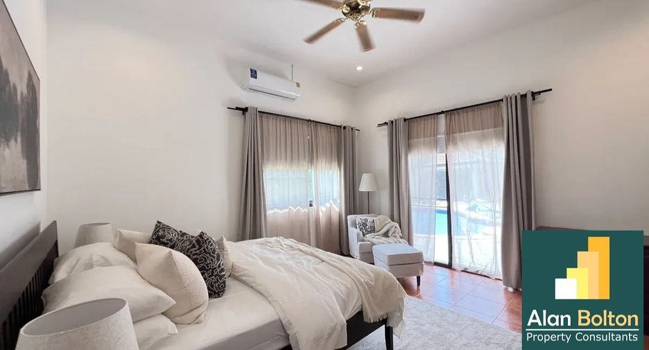 For rent and for sale 4 bedrooms house in East Pattaya, Pattaya