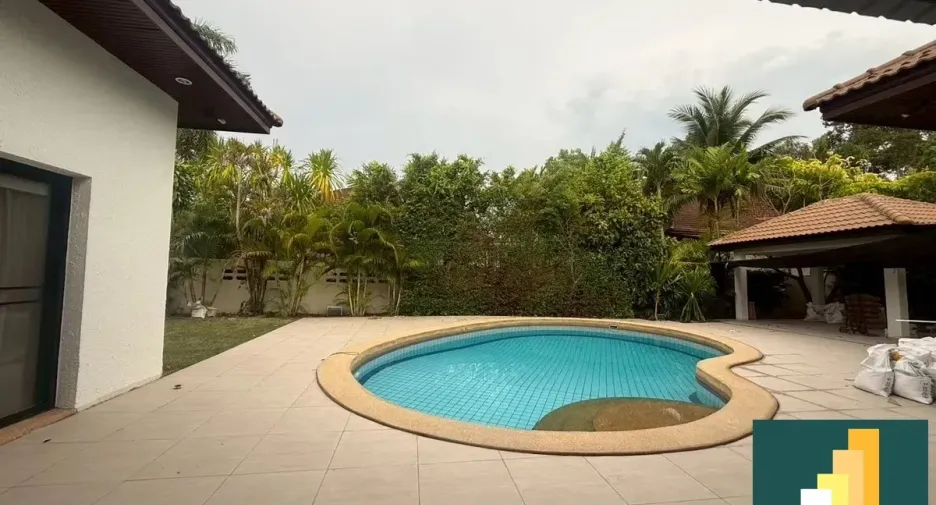 For rent and for sale 4 bedrooms house in Bang Lamung, Chonburi