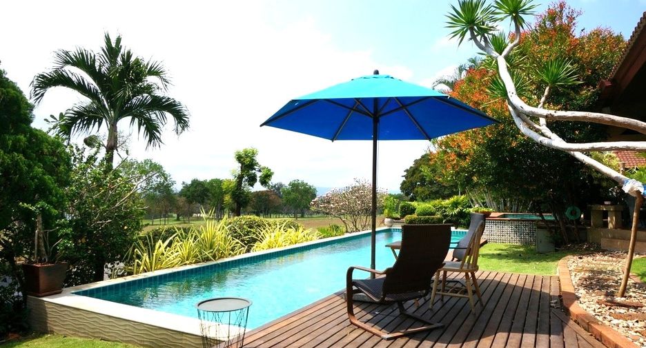 For rent 3 bedrooms villa in South Pattaya, Pattaya