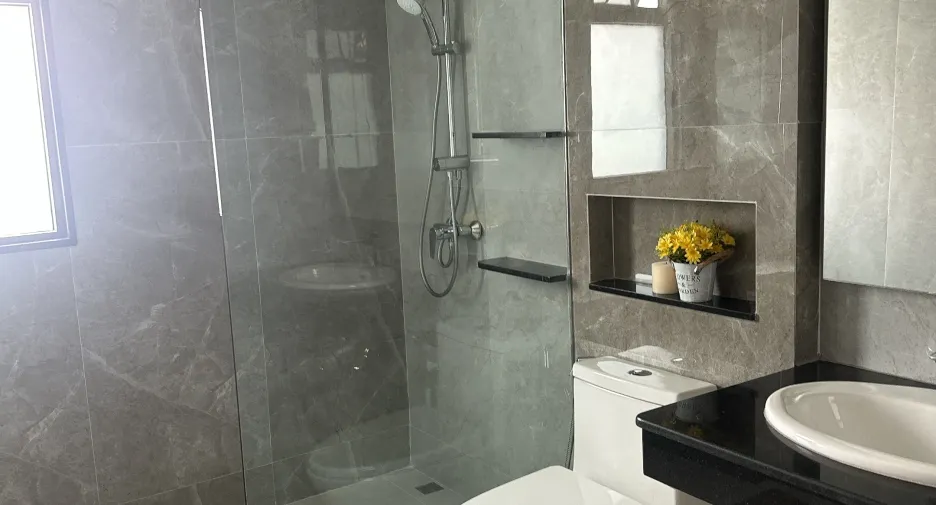 For rent 4 bedrooms villa in Thalang, Phuket