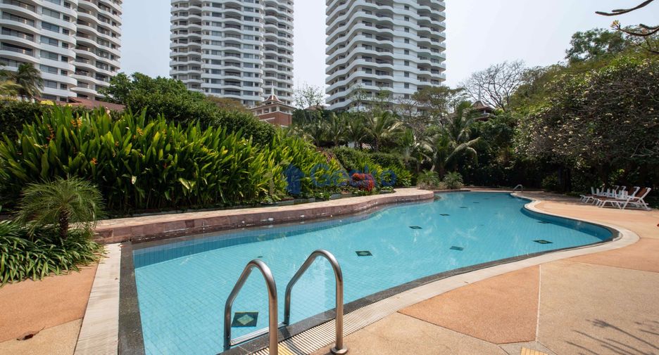 For rent 3 bedrooms condo in Bang Lamung, Chonburi