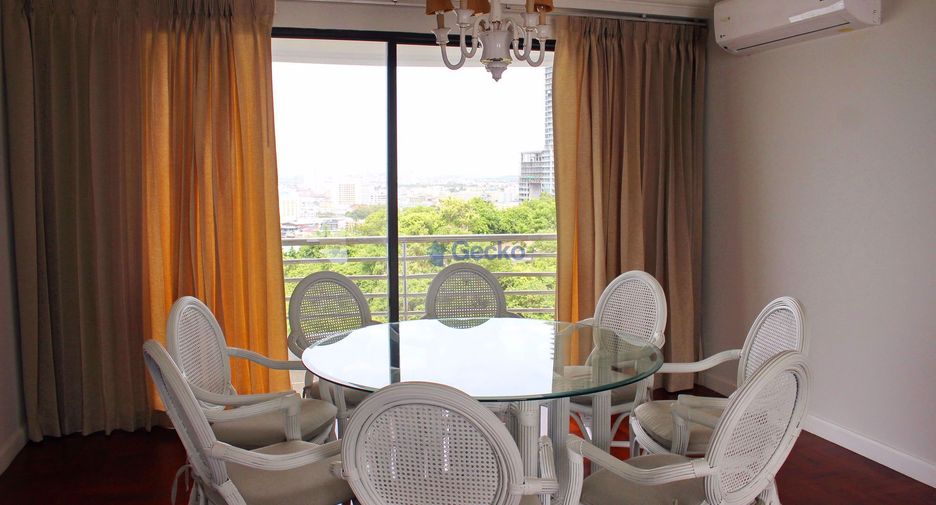 For rent 3 bedrooms condo in Bang Lamung, Chonburi