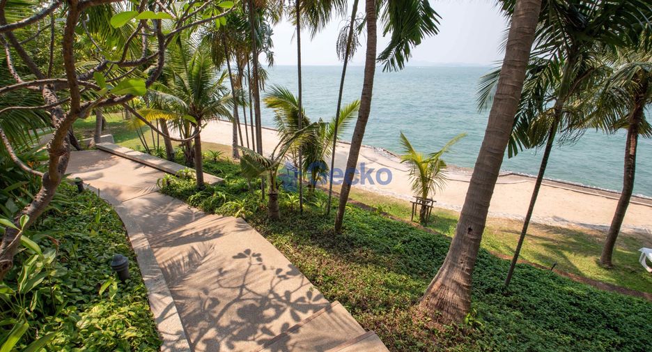 For rent 3 bedrooms condo in Bang Lamung, Chonburi