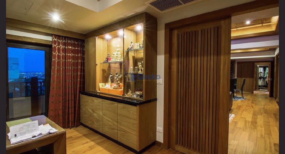 For sale 2 bedrooms condo in Bang Lamung, Chonburi