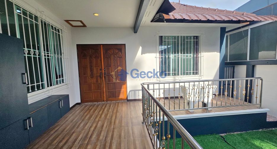 For rent 3 bedrooms house in Bang Lamung, Chonburi