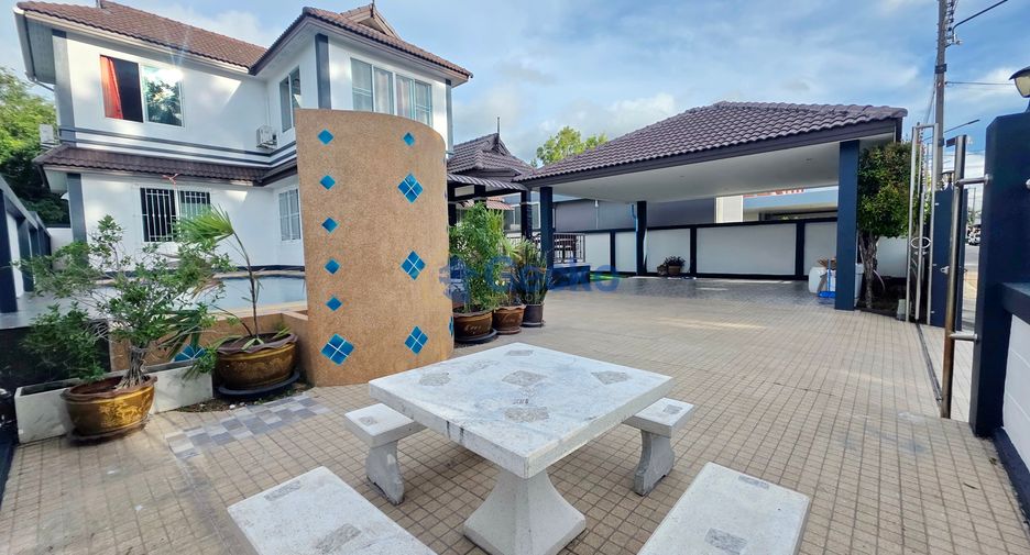For rent 3 bedrooms house in Bang Lamung, Chonburi