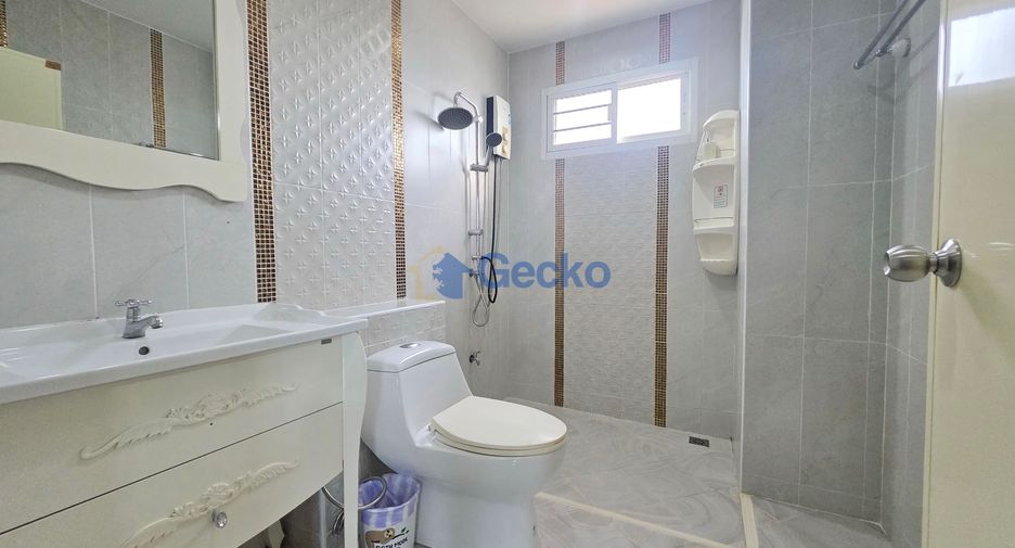 For rent 3 bedrooms house in Bang Lamung, Chonburi