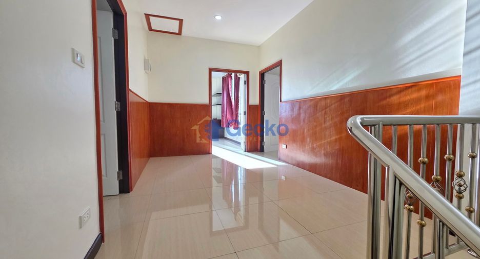For rent 3 bedrooms house in Bang Lamung, Chonburi