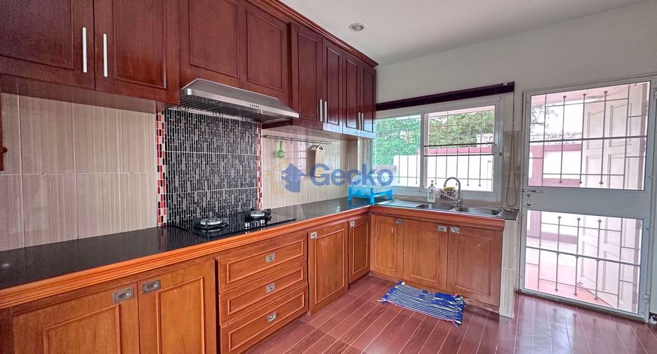 Haus zum Kauf mit 3 Zimmer in Bang Lamung, Chonburi