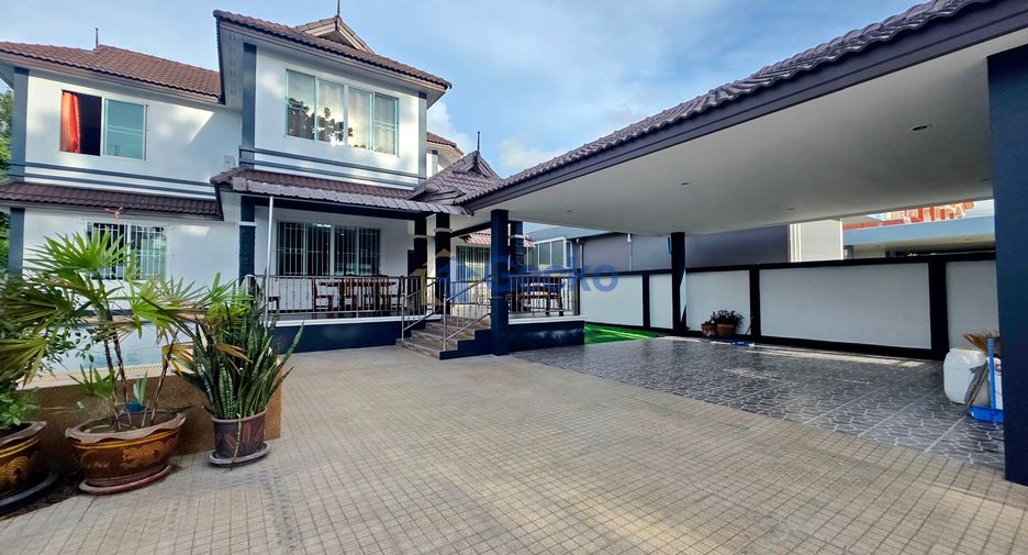 For rent 3 bedrooms house in Bang Lamung, Chonburi