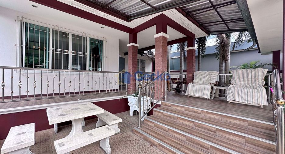Haus zum Kauf mit 3 Zimmer in Bang Lamung, Chonburi