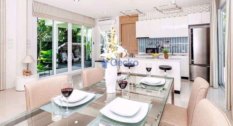 For rent and for sale 5 bedrooms house in Sattahip, Chonburi