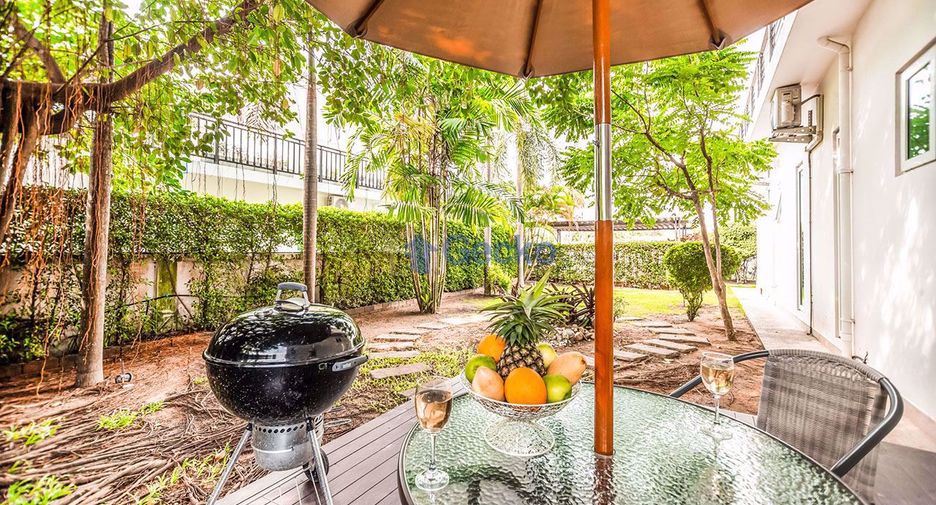 For rent and for sale 5 bedrooms house in Sattahip, Chonburi