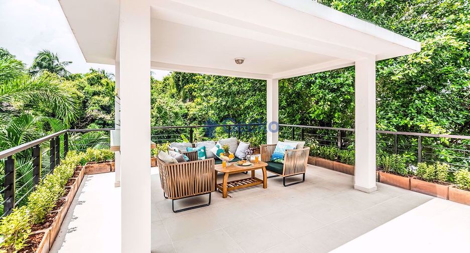 For rent and for sale 5 bedrooms house in Sattahip, Chonburi
