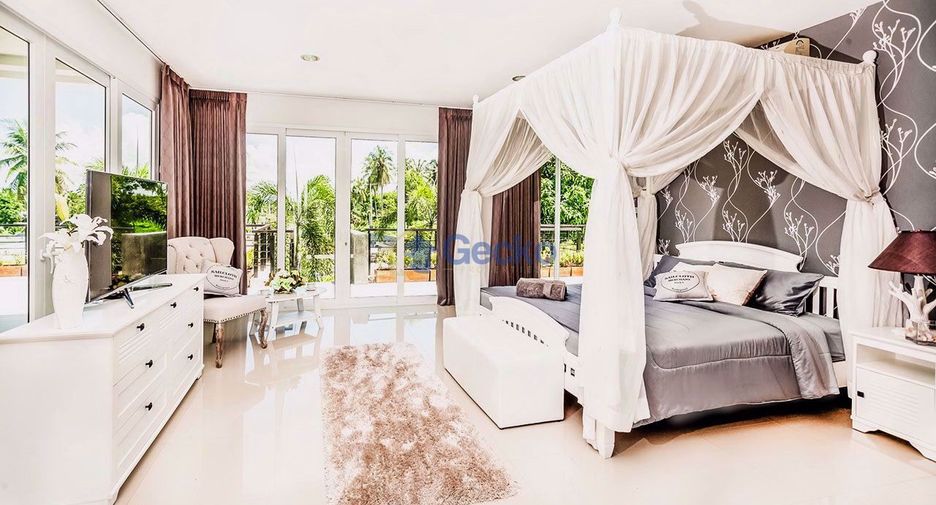 For rent and for sale 5 bedrooms house in Sattahip, Chonburi